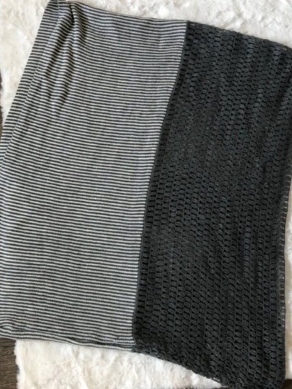 Kendall and Kylie X Pacsun | Gray Lightweight Multi Texture Infinity Scarf